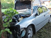 Na Náchodsku narazil šedesátiletý řidič do stromu. Nehodu nepřežil