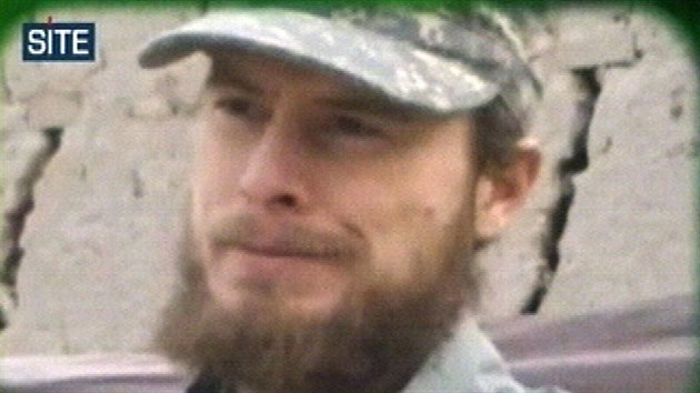 Bowe Bergdahl na snmku z videa, kter Taliban zveejnil v roce 2013. Zajat americk vojk na nm prohlsil. e se chce vrtit ke sv rodin a e s vlkou v Afghnistnu nesouhlas.