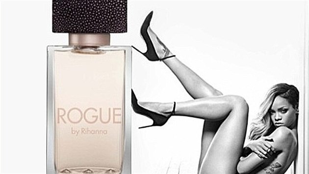 Reklama na parfm s Rihannou
