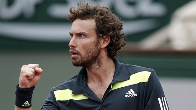 DOBE. Ernests Gulbis v osmifinále Roland Garros. 