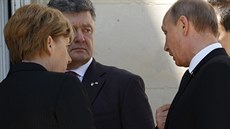 Nov zvolený ukrajinský prezident Petro Poroenko s ruským prezidentem...