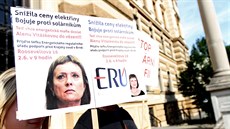 Protest na podporu pedsedkyn Energetického regulaního úadu Aleny Vitáskové...