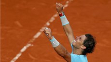 PODEVÁTÉ. Rafael Nadal má dalí titul z paíského grandslamu Roland Garros. 