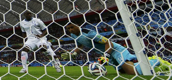První vyuití brankové technologie GoalControl sledovali fanouci v utkání MS 2014 mezi Francií a Hondurasem.