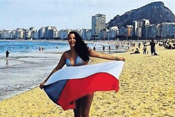 eská studentka Nikola Stasiaková (22) na slavné plái Copacabana v Riu de