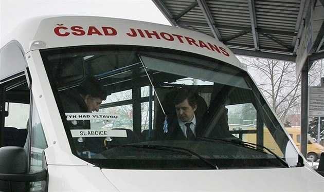 Spolenost Jihotrans v roce 2012 utrila 2,6 miliardy korun, zamstnává pes...