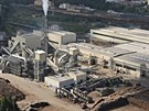Leteck� pohled na jihlavsk� d�evozpracuj�c� z�vod Kronospan.