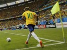 JE U VEHO. Brazilská hvzda Neymar zakonuje, ale také ance pipravuje. V