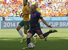 STELEC. Nizozemec Arjen Robben skóroval proti Austrálii jako první.