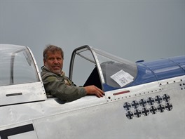 Pilot mustangu Miroslav Sázavský.