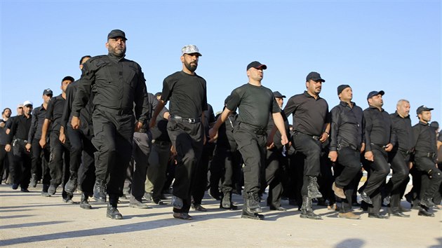 Šíitská milice známého klerika Muktady Sadra se chystá do boje proti radikálním sunnitům (18. června 2014)