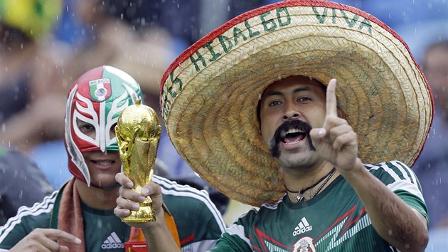 Mexičtí fanoušci se poznají okamžitě. Sombréro, to je jejich jasný identifikační bod