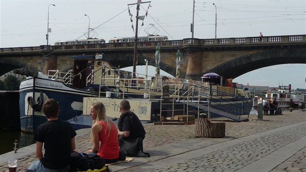 Kristian Marco(lo�): desítka Radegast 30 korun, Pillsner Urquell: 40 korun