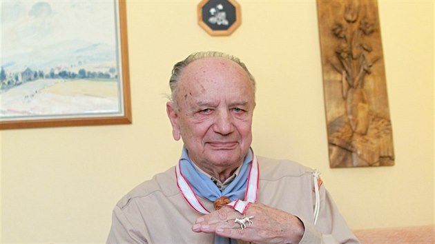 Karel Prochzka - vyznamenn skaut 3
