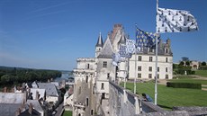 Zámek Amboise na Loi�e, foceno nikoliv letadla, ale ze zem�