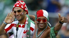 ÚSMVY. Fanouci Íránu si uívají zápas proti Nigérii.