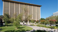 Soudní budova v kalifornském m�st� Fresno. Chybný rozsudek, který zde padl, u�