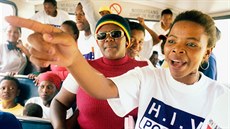 Dobrovolníci bojují za zpřístupnění léků pro Jihoafričany s HIV. Největším...