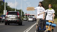 Mistrovství �eské republiky v autostopu za�alo. Ú�astníci se musí co...
