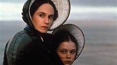 Holly Hunterová a Anna Paquinová ve filmu Piano (1993)