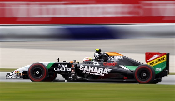 Mexian Sergio Pérez se pítí rok doká domácí Velké ceny formule 1