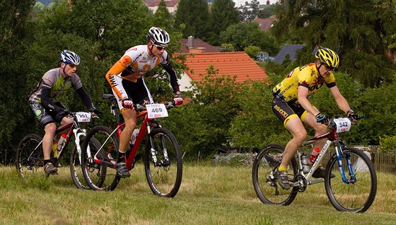 Momentka z Malevil Cupu, tetího závodu eského poháru v maratonu horských kol