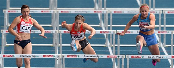 Pekákáka Lucie krobáková (zcela vlevo) na trati v Braunschweigu