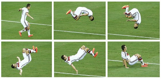 OSLAVNÉ SALTO. Nmecký útoník Miroslav Klose oslavuje vyrovnávací gól proti