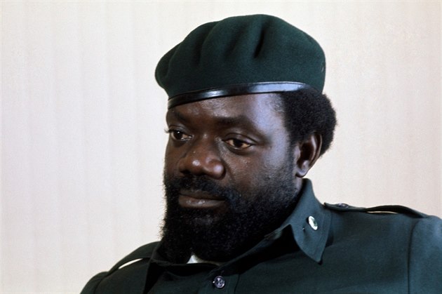 V�dce angolských povstalc� z hnutí UNITA Jonas Savimbi na archivním snímku.