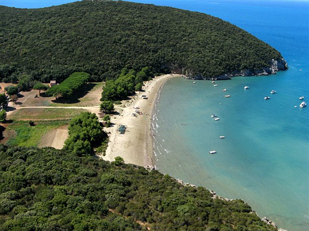 Cala di Forno v Maremm�