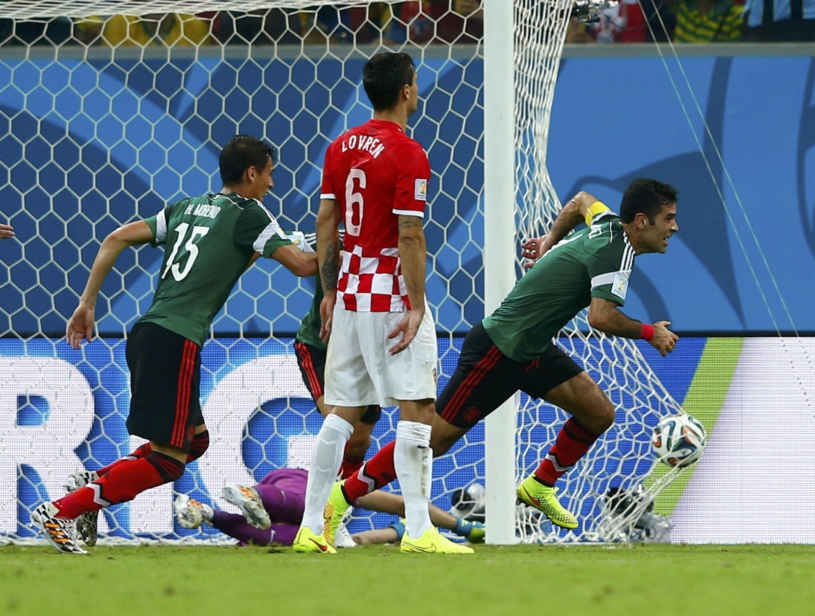 Rafael Márquez (vpravo) na �ampionátu v Brazílii. 