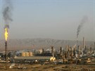 Nejvtí irácká rafinerie v Bajdí na archivním snímku z roku 2009. Sunnittí...