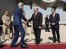 Americký ministr zahranií John Kerry piletl do Kurdistánu, aby tam jednal s...