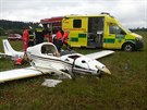 Letadlo spadlo ve �tvrtek r�no na louku u obce Kondra�.
