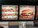 McDonald's Happy Meal stál 79 K, na nkterých místech zdrail na 85 K.