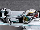 Lewis Hamilton z Mercedesu bhem tréninku na VC Rakouska