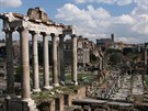 Kdy lovk poprvé vstoupí na Forum Romanum, je pekvapen, jak málo toho...