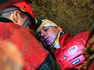 Speleologie, jesky�á�i, zran�ní, záchrana, úraz, cvi�ení.