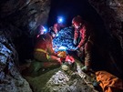 Speleologie, jesky�á�i, zran�ní, záchrana, úraz, cvi�ení.