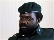 Vdce angolskch povstalc z hnut UNITA Jonas Savimbi na archivnm snmku.