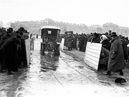 Sout blatník z roku 1912 na fotogalerii archivu Francouzské národní knihovny