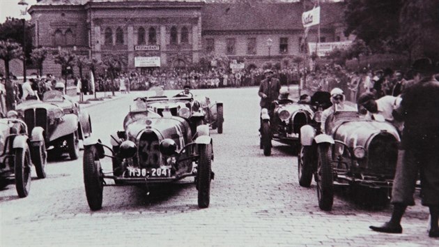 Závod Lochotínský okruh - 1934, repro z knihy Karla Peláka Plzeň s vůní benzínu.