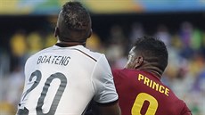 NEBUTE JAKO JÁ! Kevin Prince Boateng se snaí varovat mladí spoluhráe ped chybami, které dlal na zaátku kariéry.