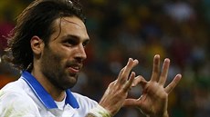 ecký útoník Jorgos Samaras slaví vítzný gól proti Pobeí slonoviny.