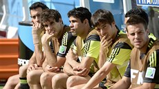 Útočník Diego Costa (třetí zleva) byl v posledním zápase Španělska na...