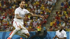 KRÁSNÁ STELA. Amerian Jermaine Jones oslavuje svoji vyrovnávací trefu proti...