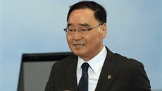Jihokorejský premiér Čong Hong-wong zůstane v úřadu, rozhodla prezidentka.