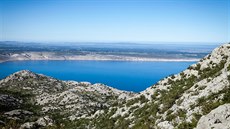 Chorvatsko, Paklenica. Pohled p&#345;es ostrov Pag