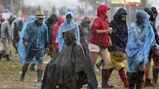 Bahno a dé Glastonbury patí (27. ervna 2014).