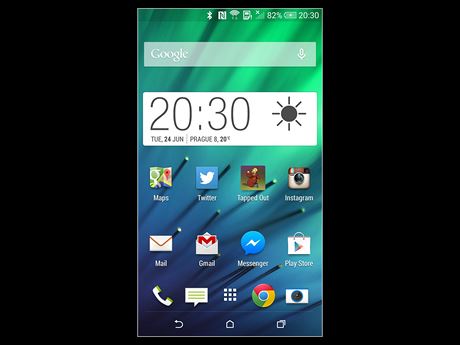 Displej smartphonu HTC One mini 2